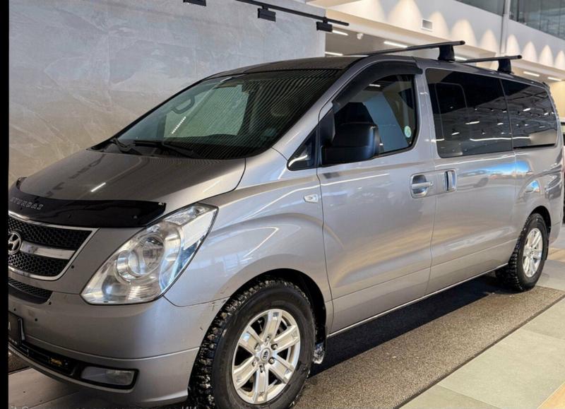 HYUNDAI GRAND STAREX